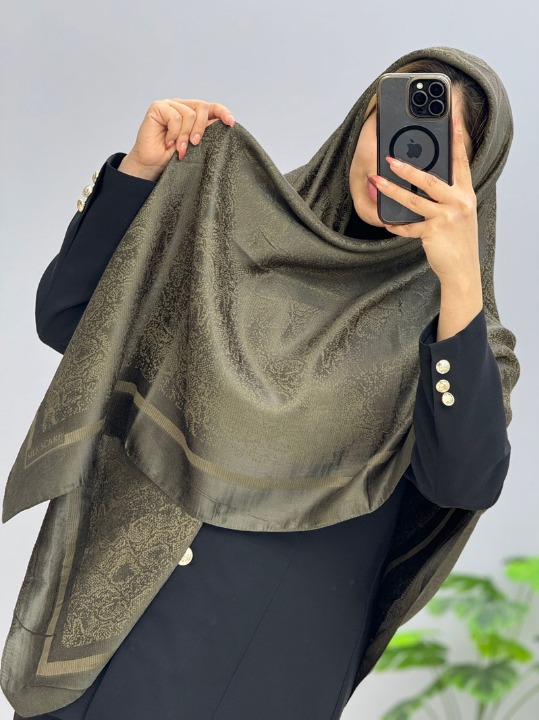 Helia Premium Jacquard Scarf – CW-1028